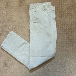 Gap skinny crop khakis size 10